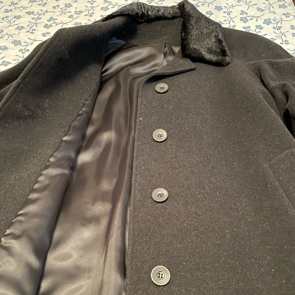 Cashmere & wool women’s pea coat - Picture 3 of 5